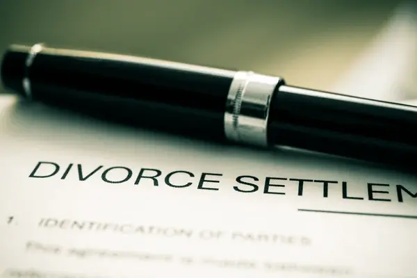Divorce Settlement Services 